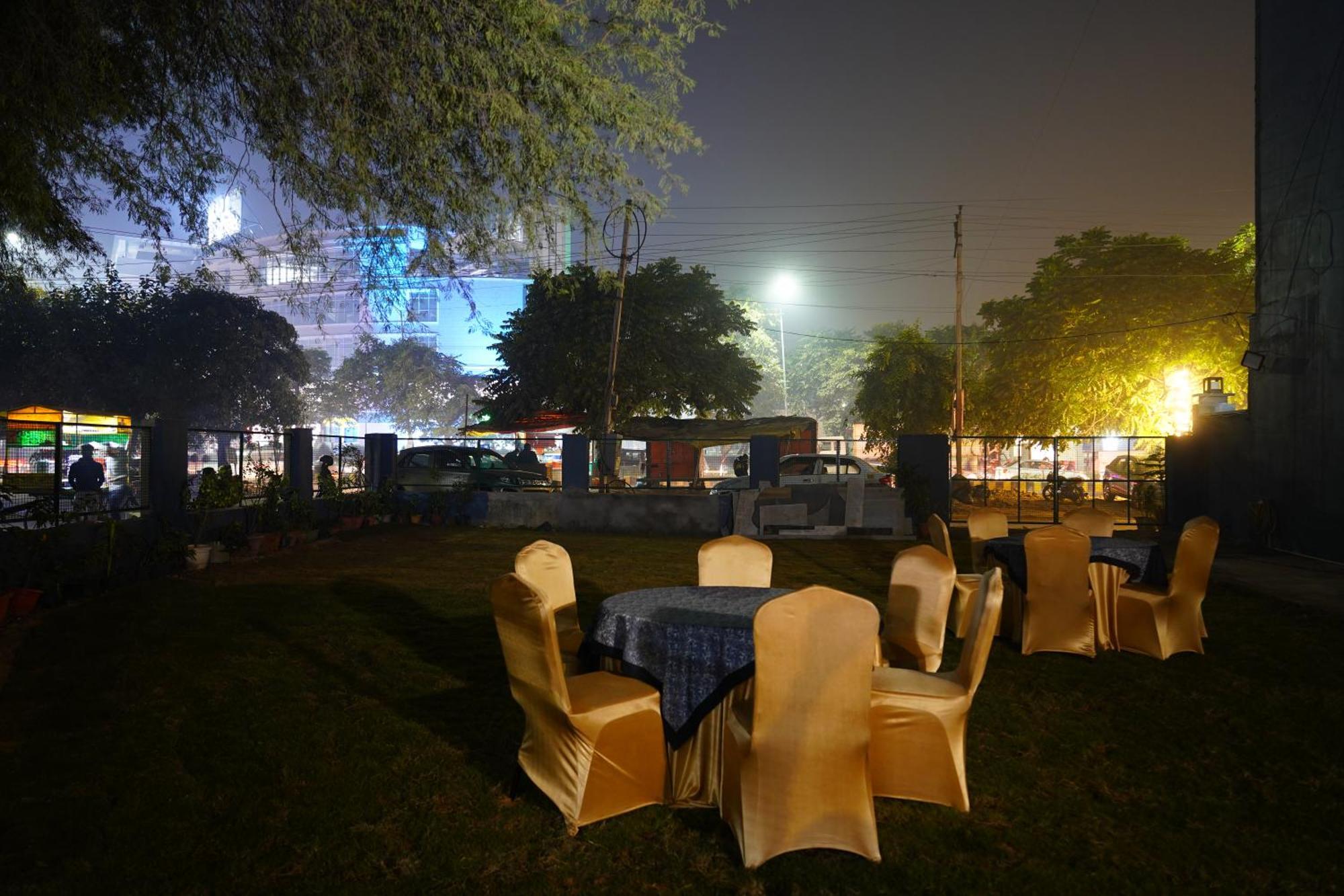 Posh Garden Inn Artemis Hospital Road Gurgaon Exterior foto